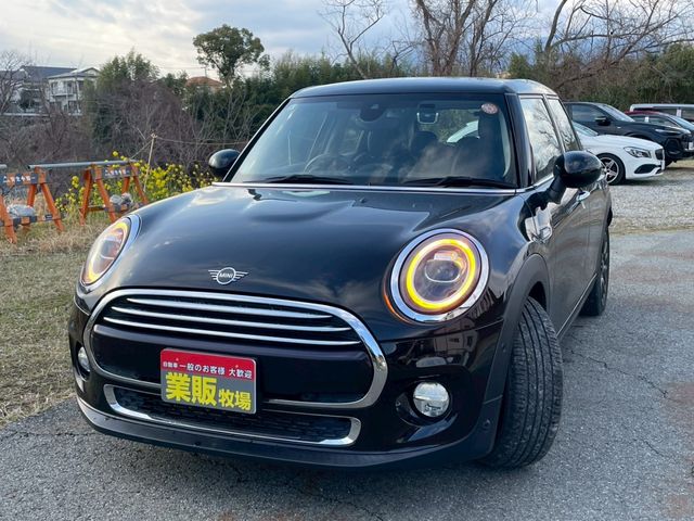 BMW MINI COOPER 5DOOR 2019 Image 31