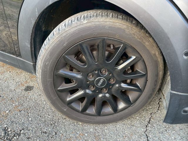 BMW MINI COOPER 5DOOR 2019 Image 31