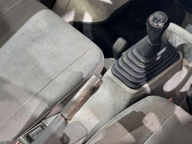 NISSAN CLIPPER TRUCK 4WD 2004 Image 31