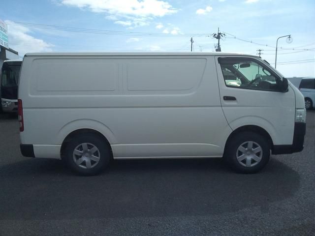 TOYOTA REGIUSACE VAN 4WD 2014 Image 31