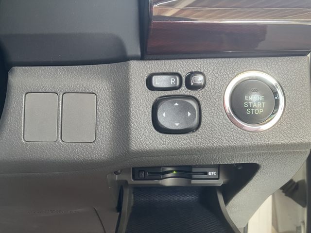 TOYOTA MARK X 2010 Image 31