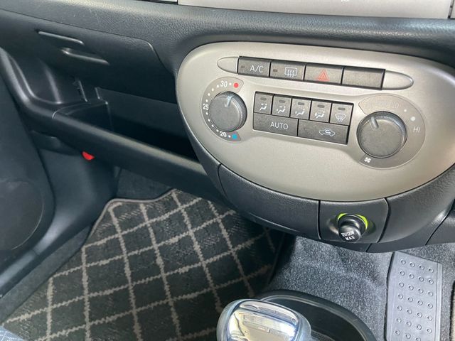 DAIHATSU MIRA GINO 2006 Image 31