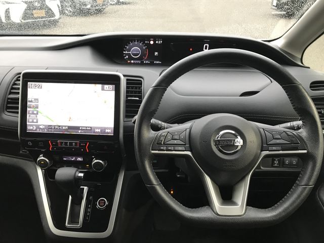 NISSAN SERENA  S-HYBRID 2018 Image 31