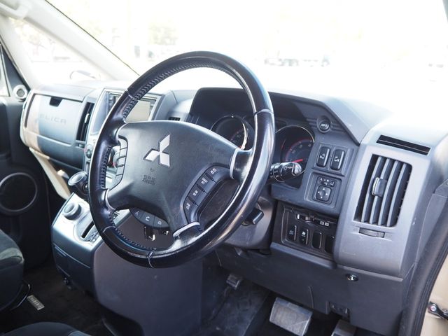 MITSUBISHI DELICA D:5 4WD 2008 Image 31