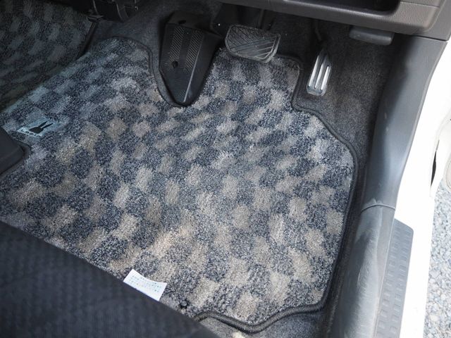 SUZUKI ALTO LAPIN SS 2005 Image 31