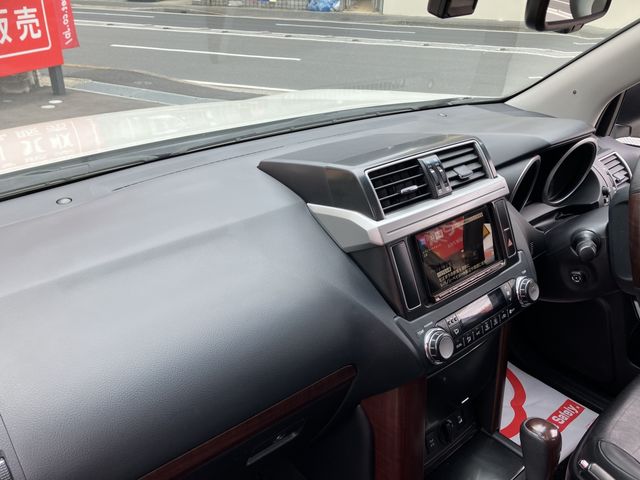 TOYOTA LANDCRUISER PRADO 2016 Image 31