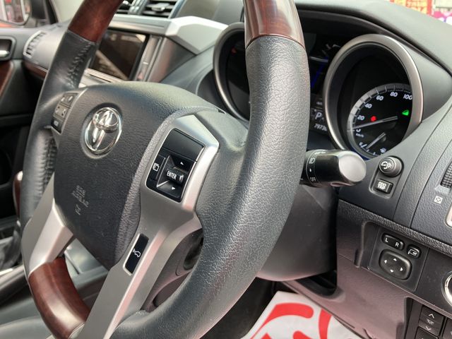 TOYOTA LANDCRUISER PRADO 2016 Image 31