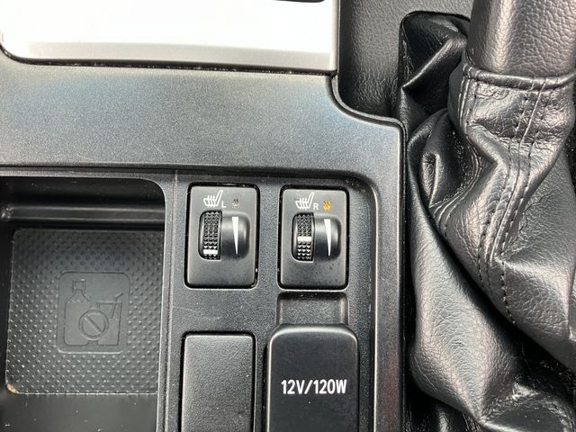 TOYOTA LANDCRUISER PRADO 2016 Image 31