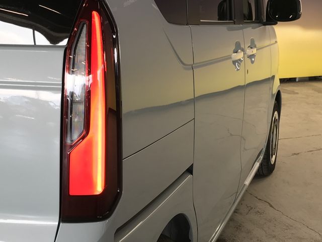 HONDA N BOX 2025 Image 31