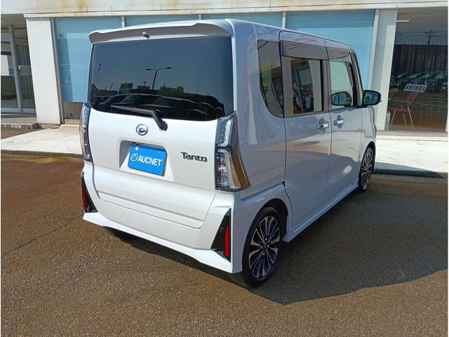 DAIHATSU TANTO CUSTOM 2023 Image 31