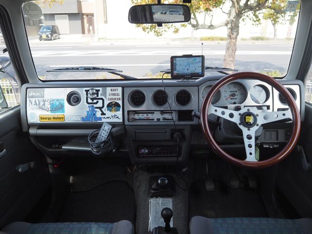 SUZUKI JIMNY 4WD 1998 Image 31