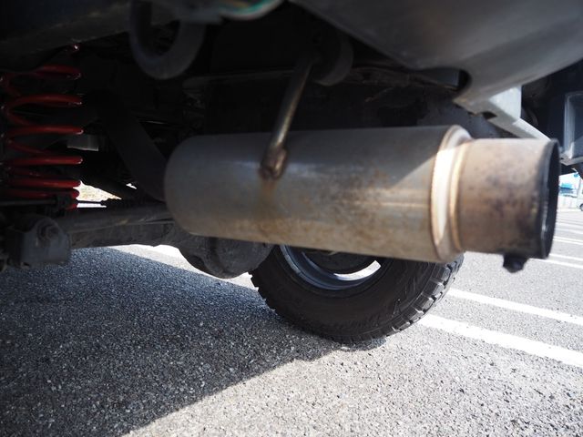 SUZUKI JIMNY 4WD 1998 Image 31