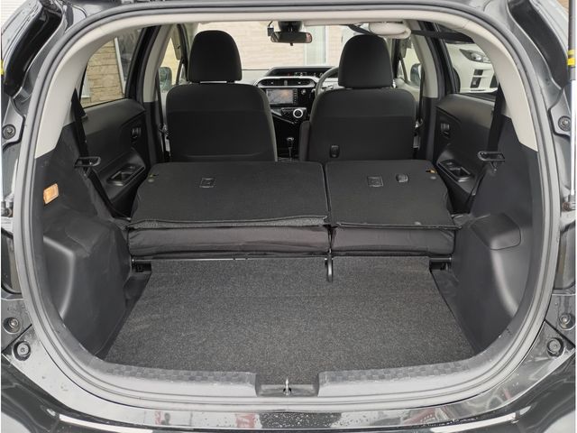 TOYOTA AQUA 2018 Image 31