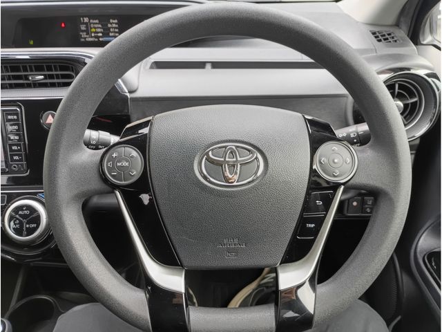 TOYOTA AQUA 2018 Image 31