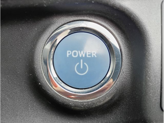 TOYOTA AQUA 2018 Image 31