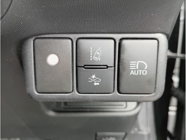 TOYOTA AQUA 2018 Image 31