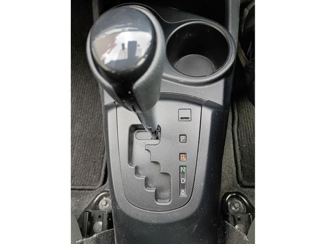 TOYOTA AQUA 2018 Image 31