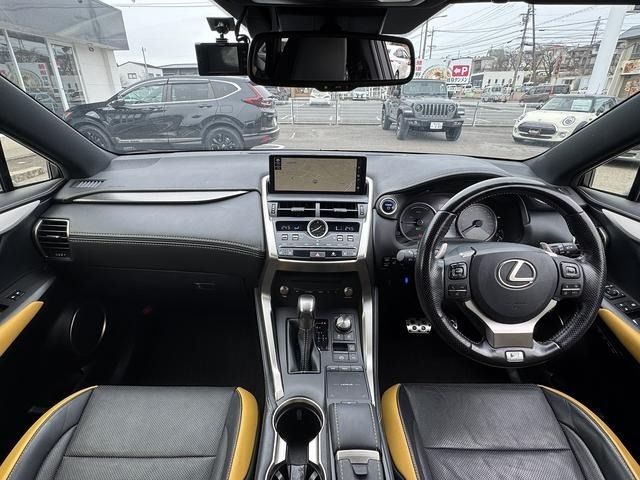 TOYOTA LEXUS NX300H AWD 2019 Image 31