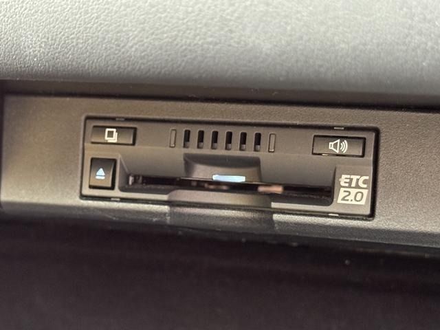 TOYOTA LEXUS NX300H AWD 2019 Image 31