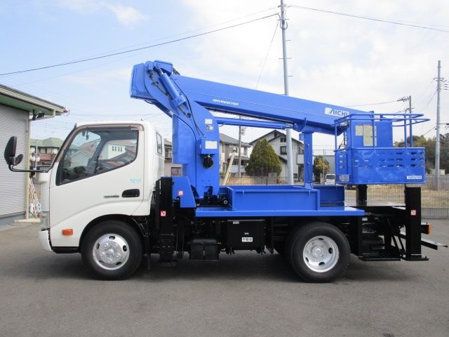 HINO DUTRO 2015 Image 31