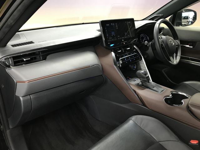 TOYOTA HARRIER 4WD 2022 Image 31