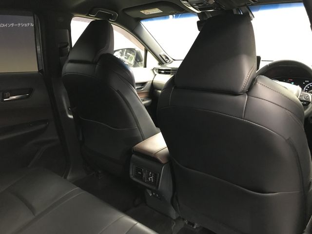 TOYOTA HARRIER 4WD 2022 Image 31