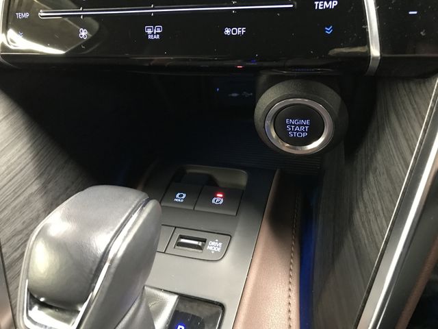 TOYOTA HARRIER 4WD 2022 Image 31