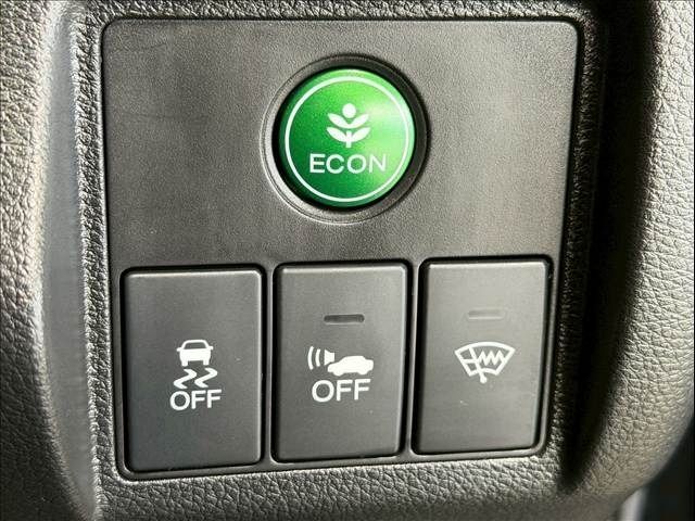 HONDA VEZEL HYBRID 2014 Image 31