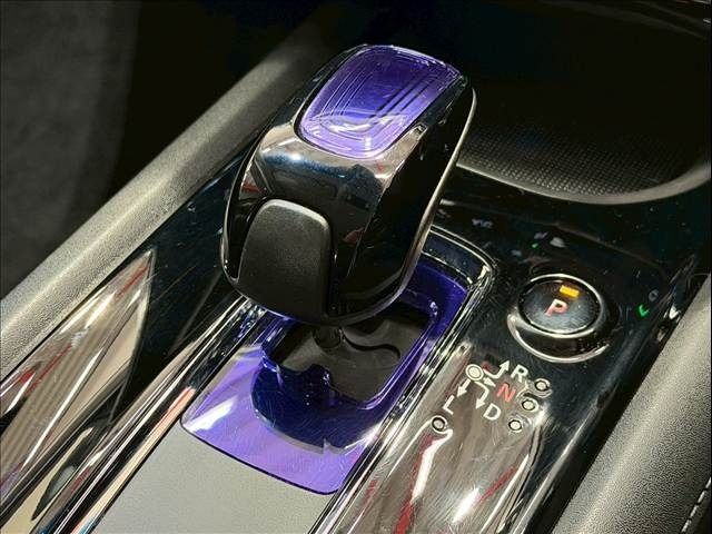 HONDA VEZEL HYBRID 2014 Image 31