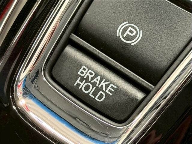 HONDA VEZEL HYBRID 2014 Image 31