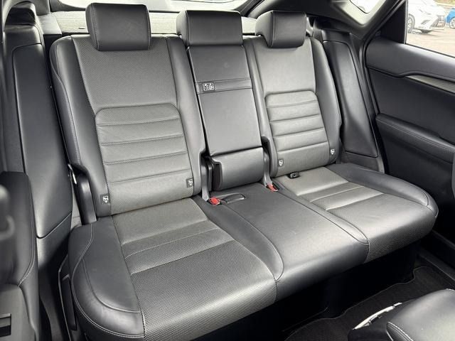 TOYOTA LEXUS NX300H AWD 2014 Image 31