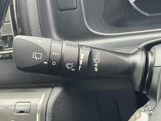 TOYOTA HIACE VAN 2WD 2017 Image 31