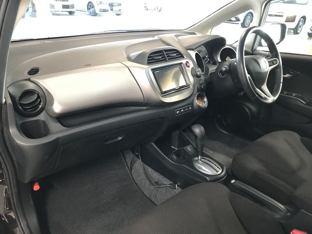 HONDA FIT 4WD 2011 Image 31