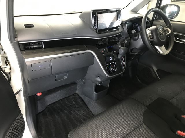 DAIHATSU MOVE CUSTOM 4WD 2018 Image 31