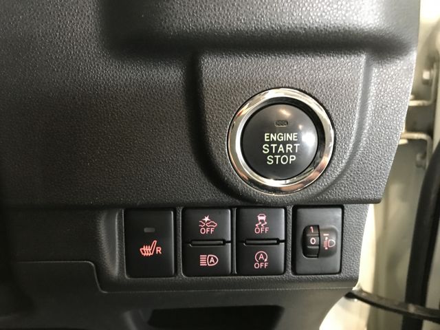 DAIHATSU MOVE CUSTOM 4WD 2018 Image 31