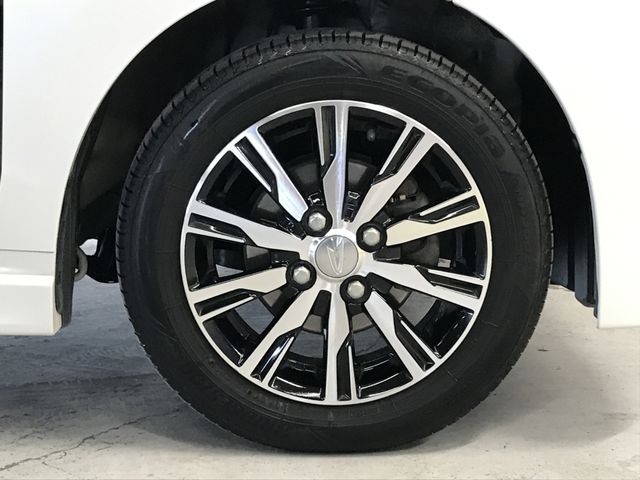 DAIHATSU MOVE CUSTOM 4WD 2018 Image 31