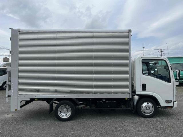 ISUZU ELF 2013 Image 31