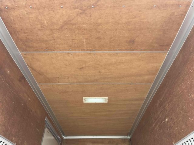 ISUZU ELF 2013 Image 31