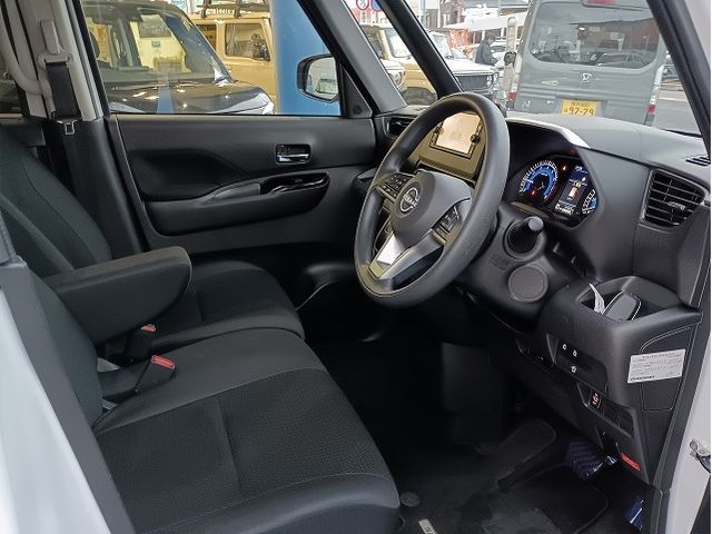 NISSAN ROOX 2023 Image 31