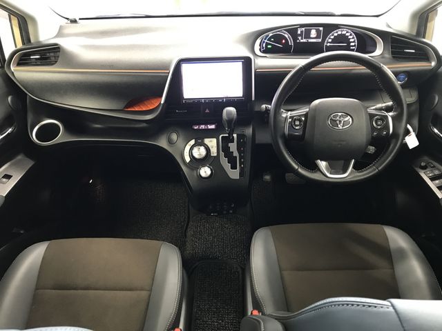 TOYOTA SIENTA HYBRID 2021 Image 31