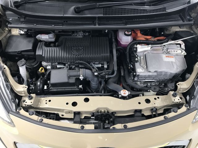 TOYOTA SIENTA HYBRID 2021 Image 31