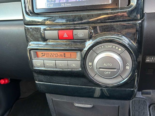 TOYOTA PIXIS SPACE 2013 Image 31