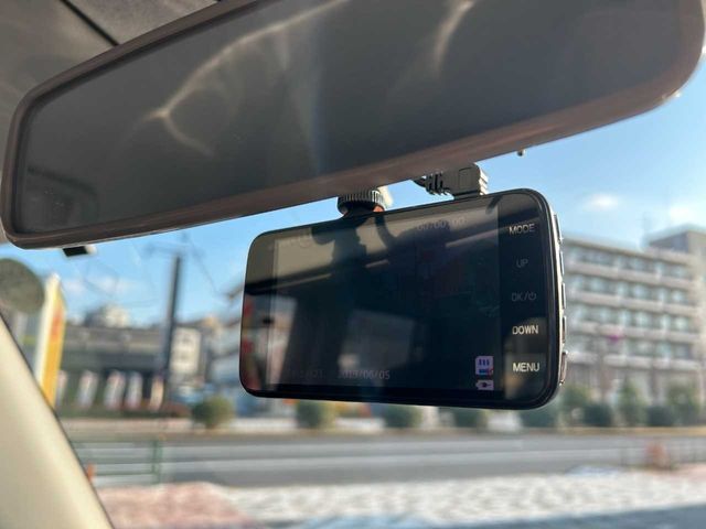 TOYOTA PIXIS SPACE 2013 Image 31