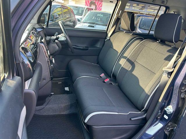 TOYOTA PIXIS SPACE 2013 Image 31