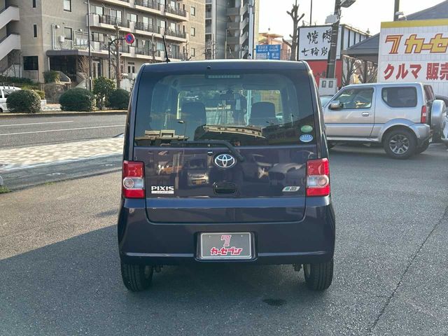 TOYOTA PIXIS SPACE 2013 Image 31