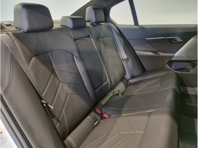 BMW 5SERIES SEDAN 2024 Image 31