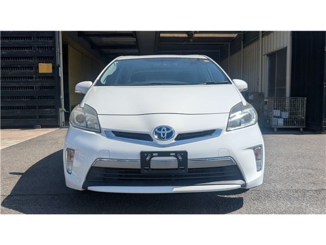 TOYOTA PRIUS PHV 2012 Image 31