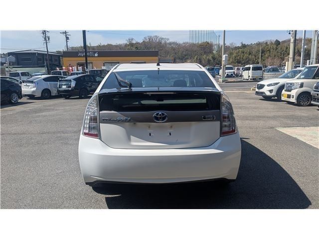 TOYOTA PRIUS PHV 2012 Image 31