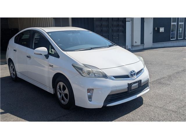 TOYOTA PRIUS PHV 2012 Image 31