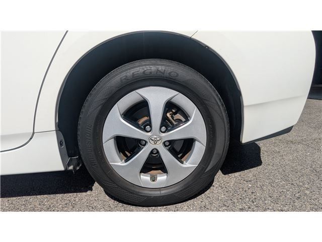 TOYOTA PRIUS PHV 2012 Image 31